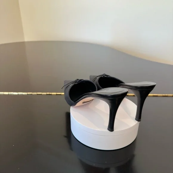 Authentic Vintage Retro Rare Luxury Gucci Black GG Canvas Mule Pumps/Shoes - Picture 7 of 17